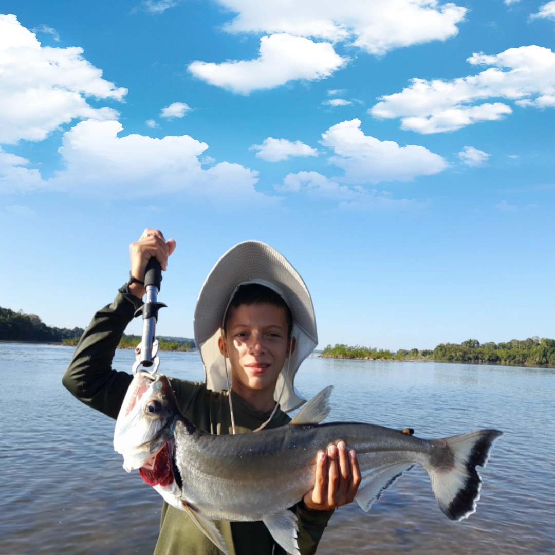 pesca da bicuda, cachorra larga nos rios teles pires, rios juruena, no amazonas, pesca esportiva, expedição de pesca. pacote de pesca na amazônia, triple borders lodge hotel